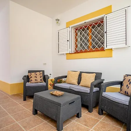 Cana Fina Villa San Rafael De Sa Creu